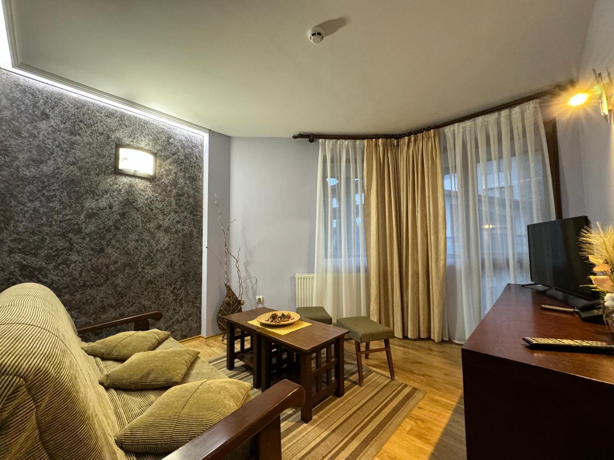 ציגוב צ'ארק Family Hotel Eterno מראה חיצוני תמונה