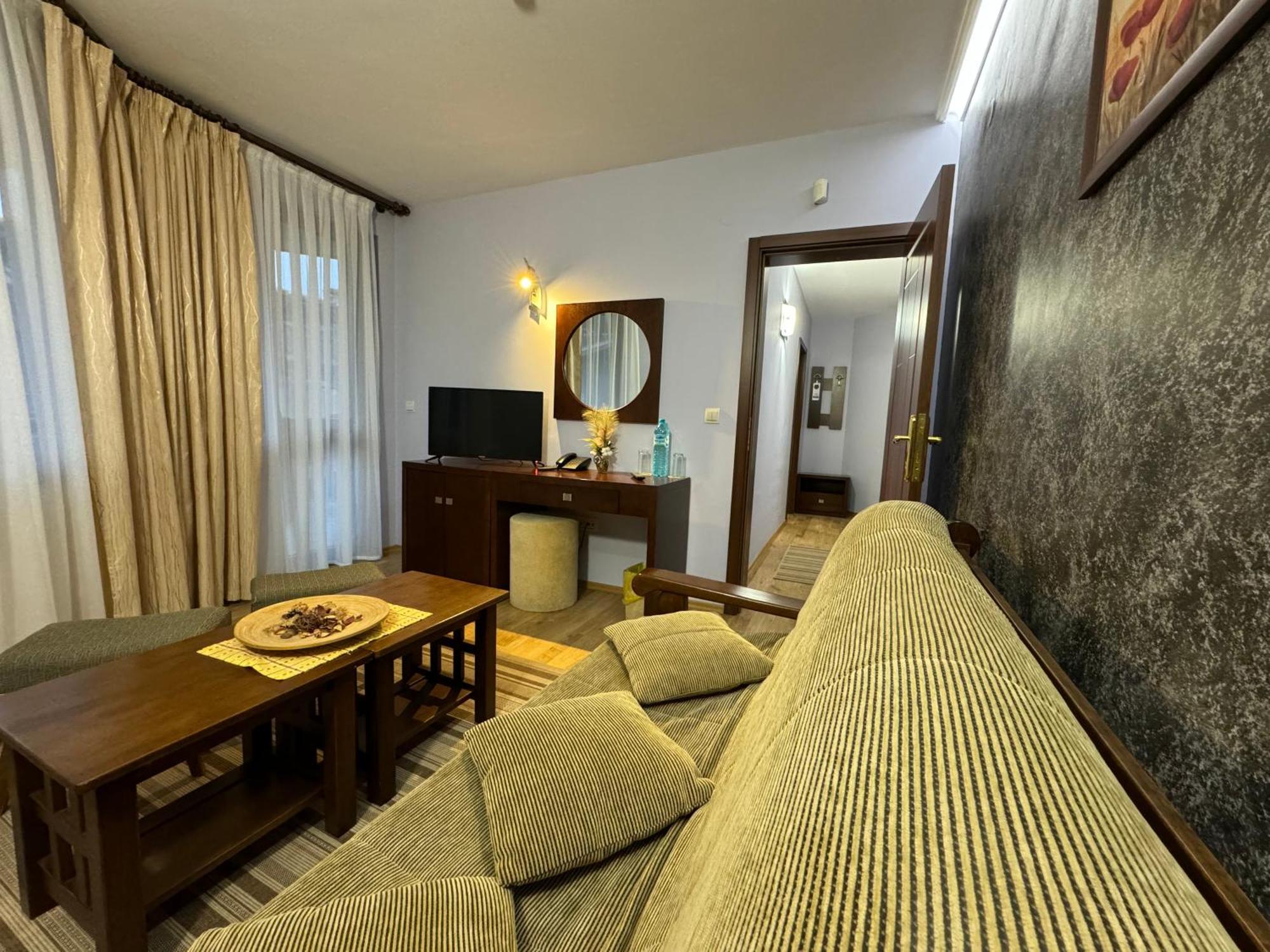 ציגוב צ'ארק Family Hotel Eterno מראה חיצוני תמונה