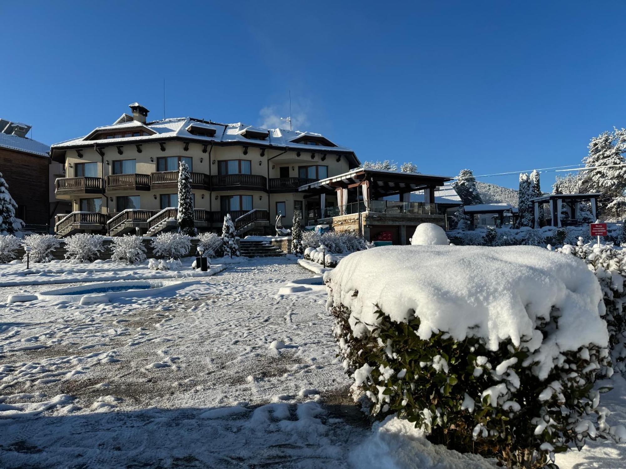 ציגוב צ'ארק Family Hotel Eterno מראה חיצוני תמונה