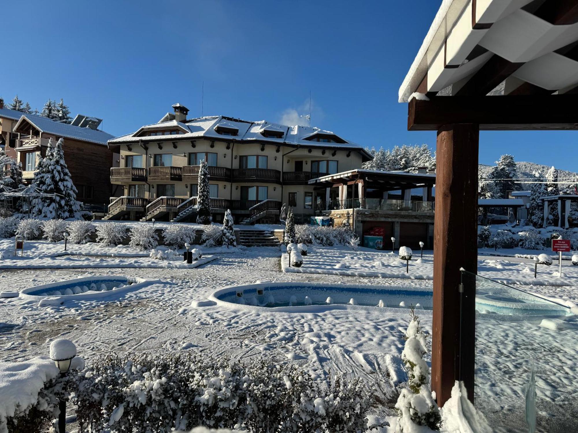 ציגוב צ'ארק Family Hotel Eterno מראה חיצוני תמונה