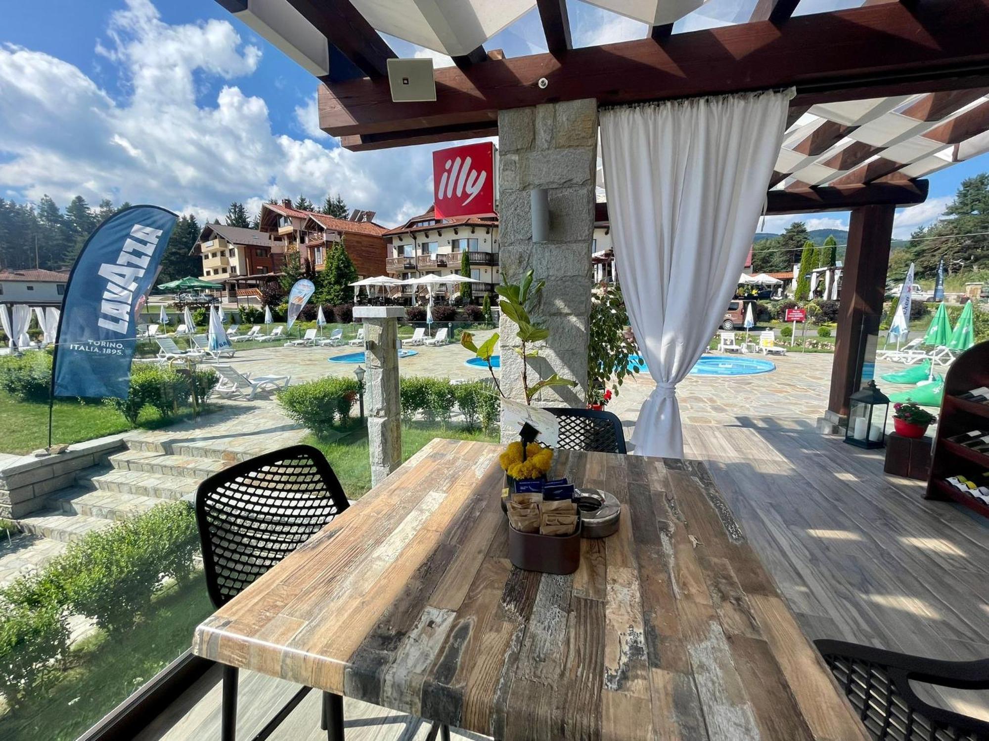 ציגוב צ'ארק Family Hotel Eterno מראה חיצוני תמונה