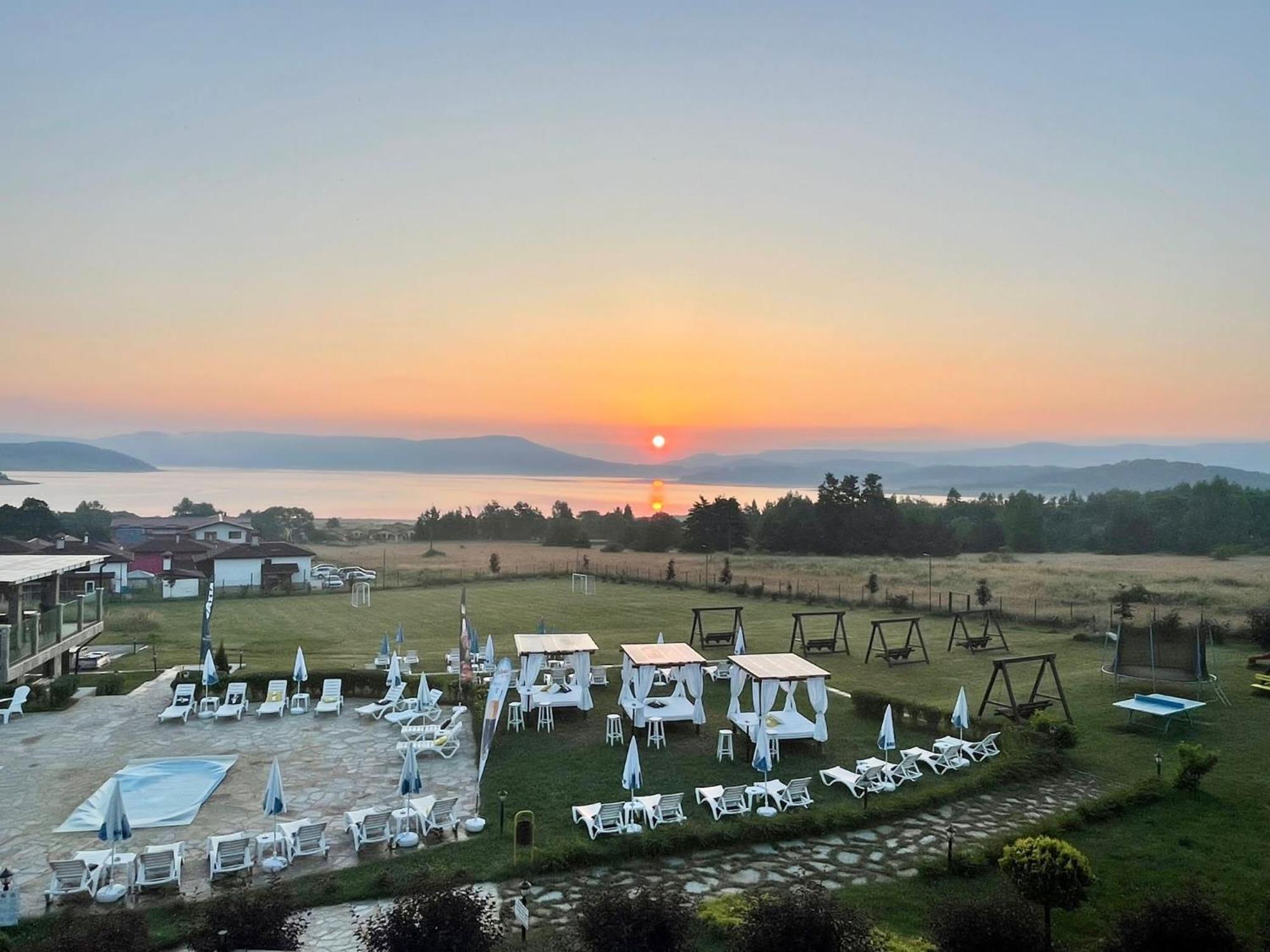ציגוב צ'ארק Family Hotel Eterno מראה חיצוני תמונה