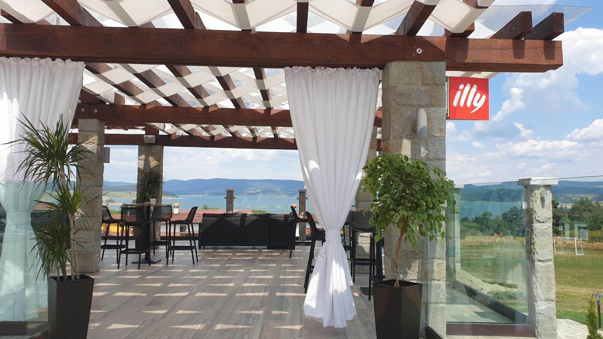 ציגוב צ'ארק Family Hotel Eterno מראה חיצוני תמונה