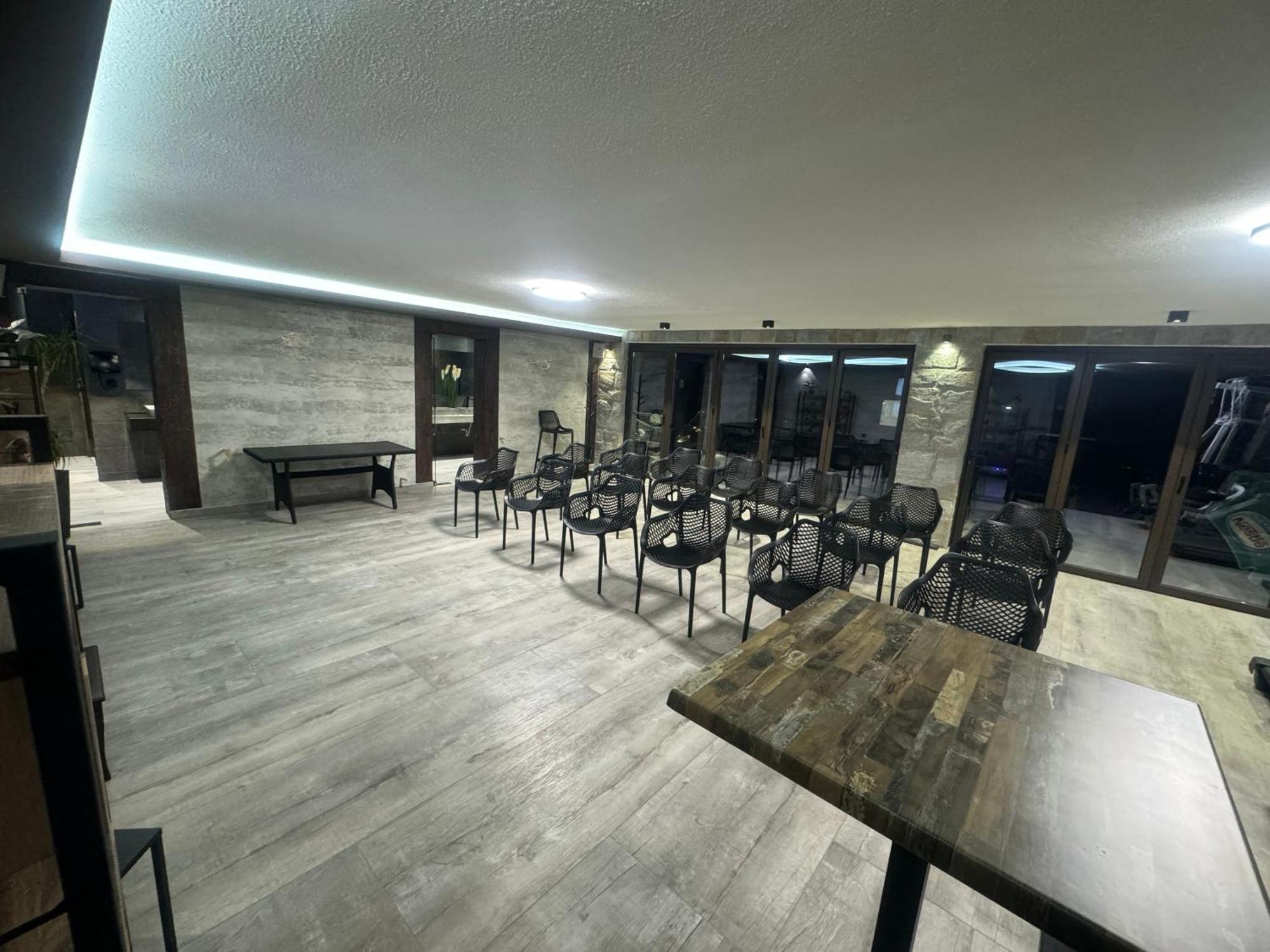 ציגוב צ'ארק Family Hotel Eterno מראה חיצוני תמונה